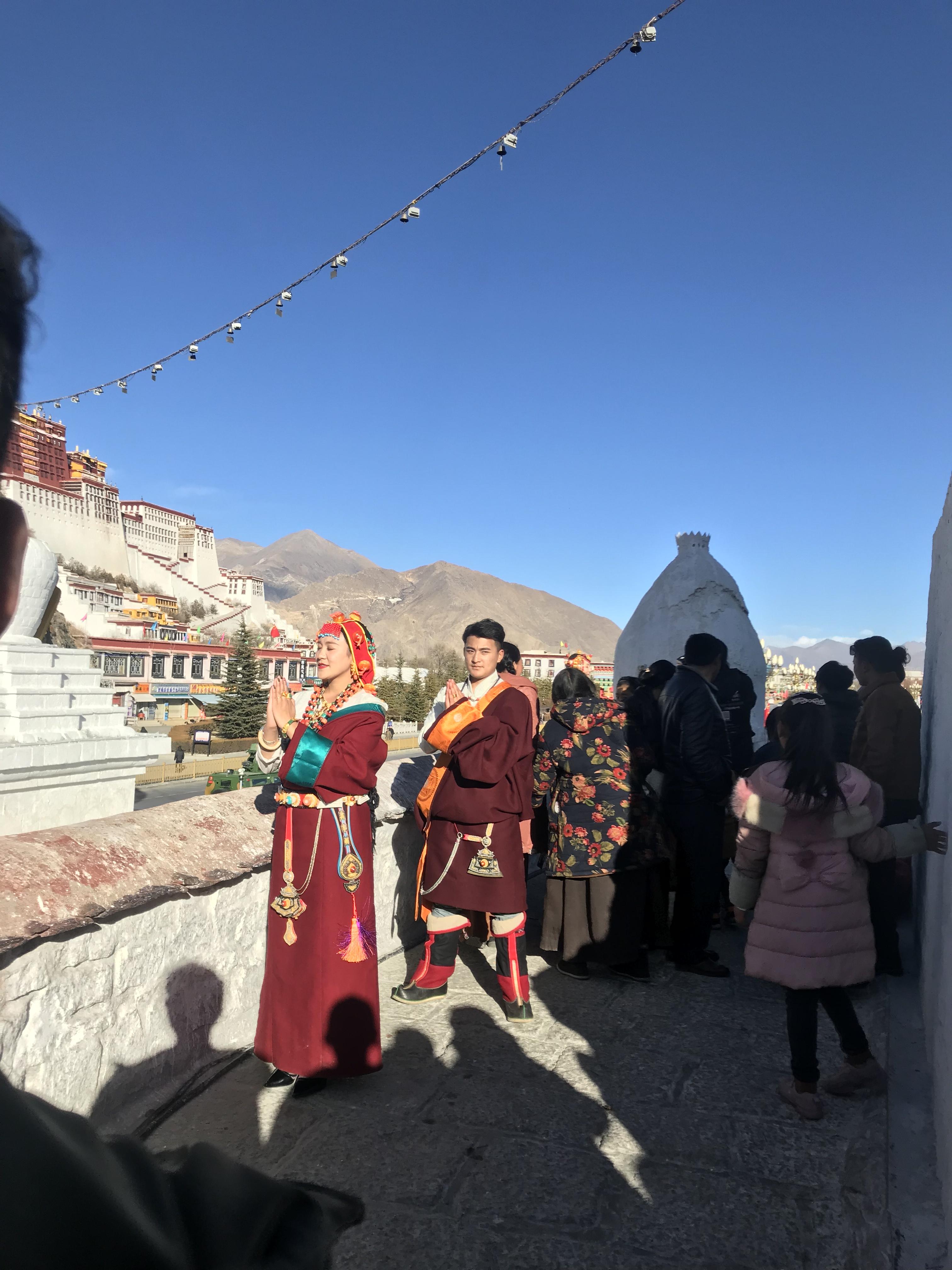 西藏之旅，探寻神秘高原的壮丽风光