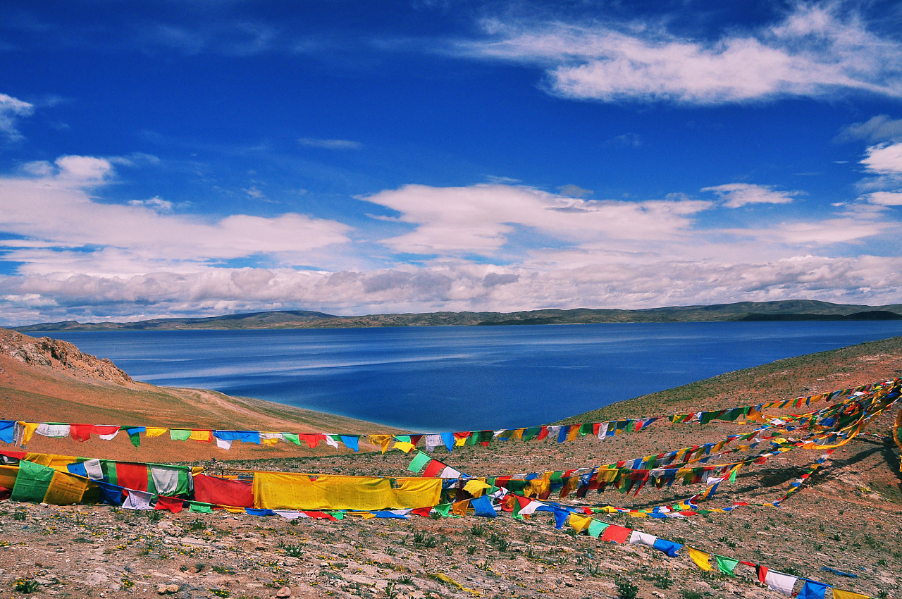西藏，历史与现实交融的和平净土