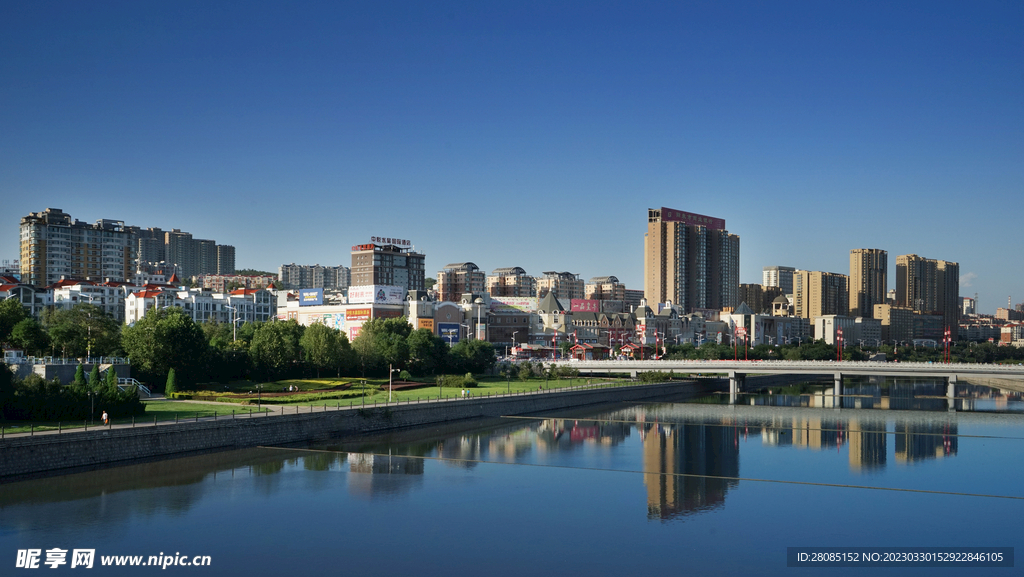 阳泉,亲爱的听众朋友们的故事与声音